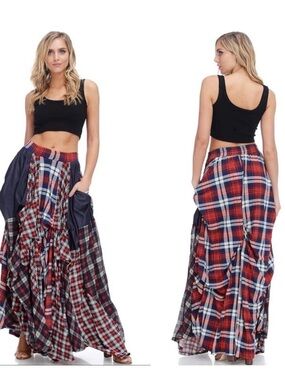 Kosmios Damsel Runched Peasant skirt. Smalls